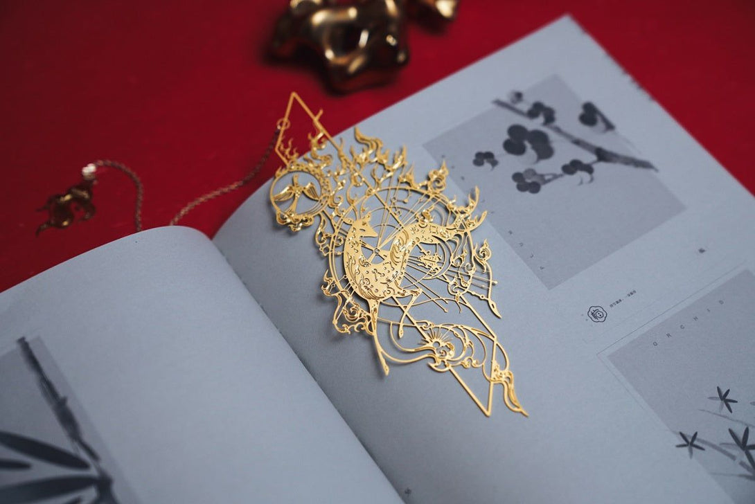The God Deer in Myth Metal Hollow Bookmark Design Gift Box