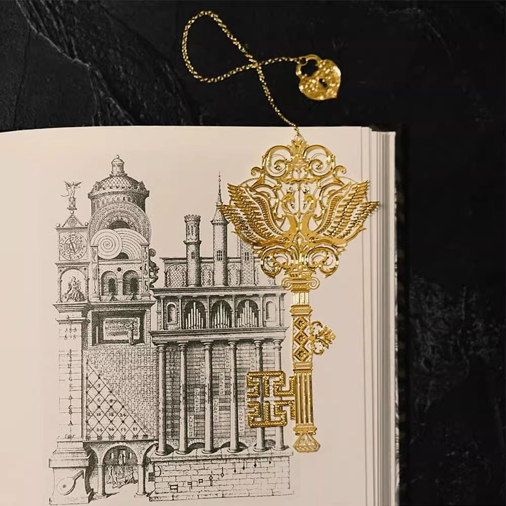 Key of Destiny Bookmark Brass Metal Hollow Design Gift Box